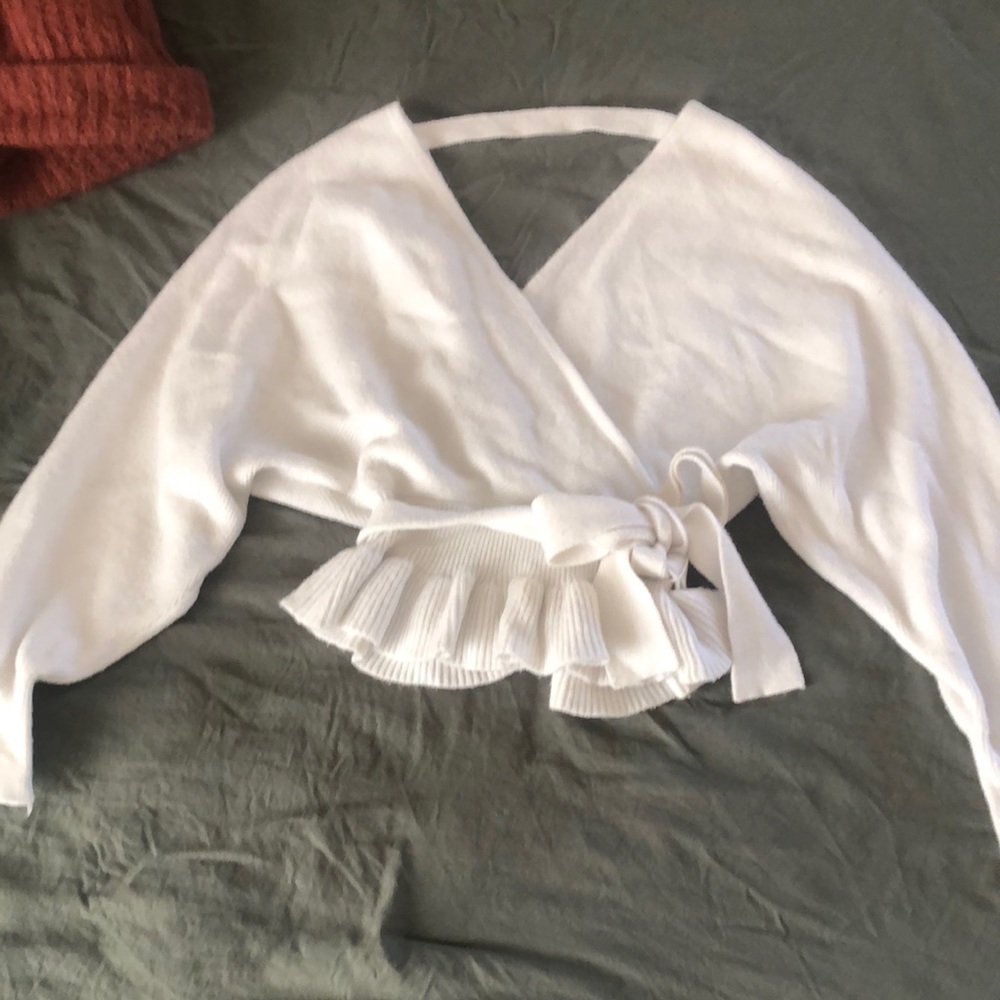 White knit sweater size S